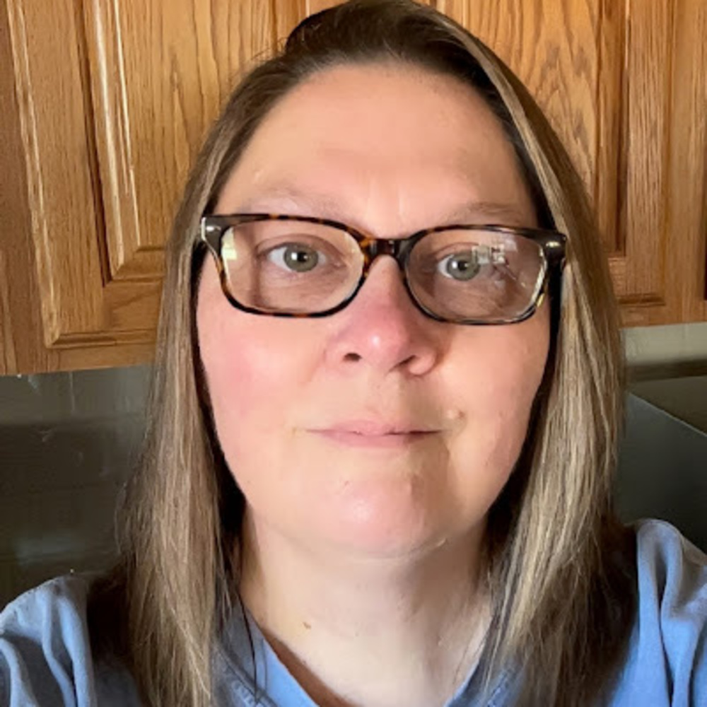 Meet your Posher, Carla